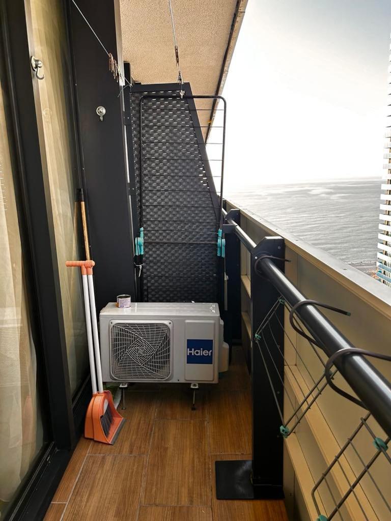 באטומי Apartment Twin Towers David מראה חיצוני תמונה