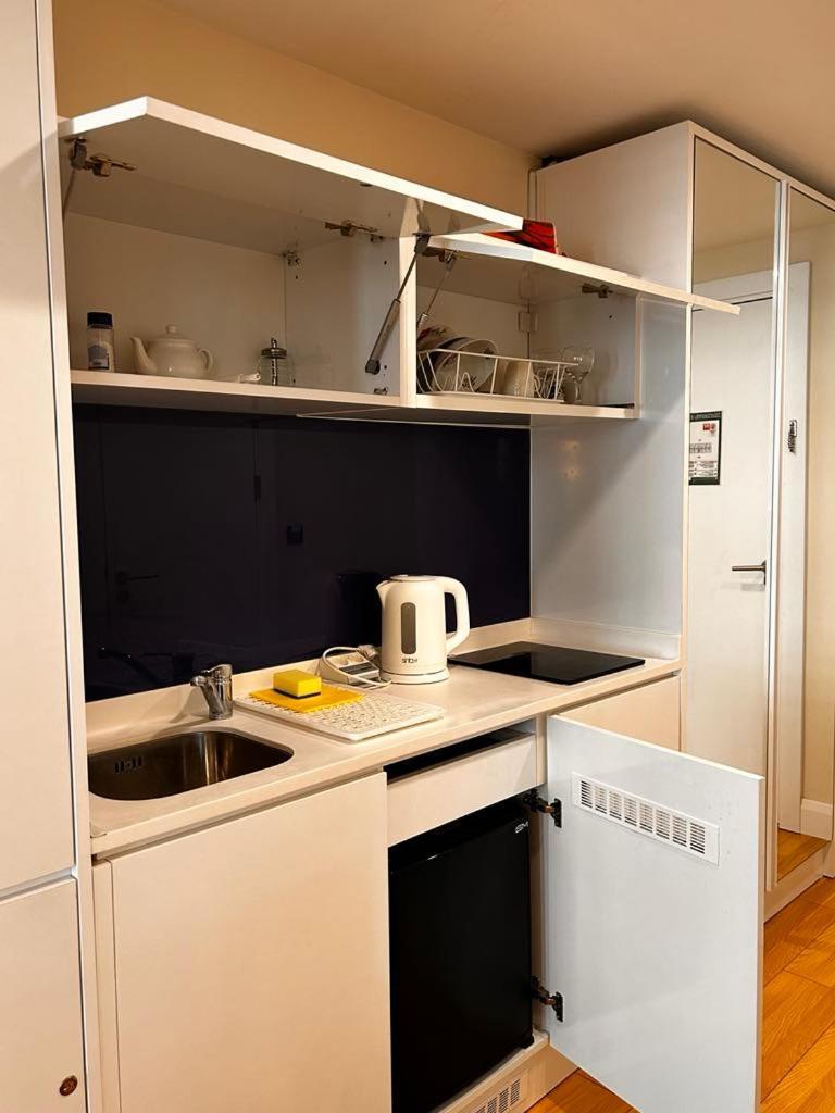 באטומי Apartment Twin Towers David מראה חיצוני תמונה