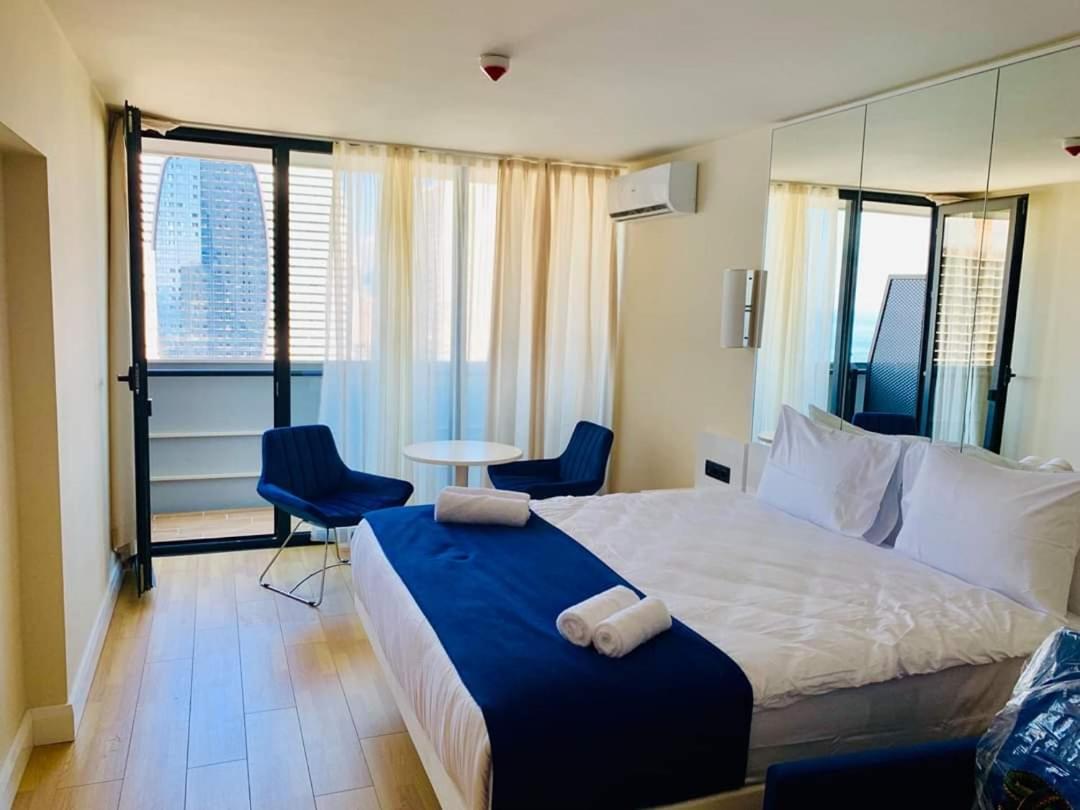 באטומי Apartment Twin Towers David מראה חיצוני תמונה