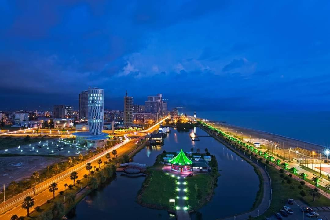 באטומי Apartment Twin Towers David מראה חיצוני תמונה